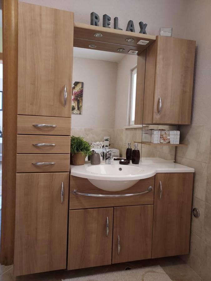 Apartman Ella Peracko Blato Luaran gambar